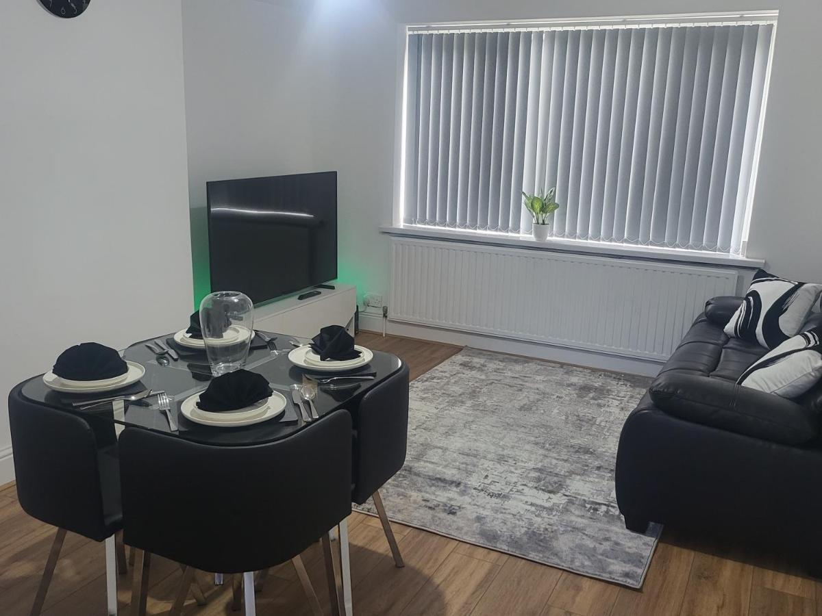 Spacious & Cosy Holiday Home In Манчестер Екстер'єр фото